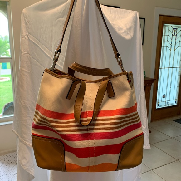 Summer Coachbag great condition - Picture 1 of 5